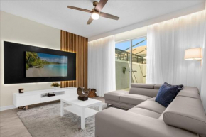 4 Bedrooms- 3 Bathrooms- Storey Lake 4817 Ll
